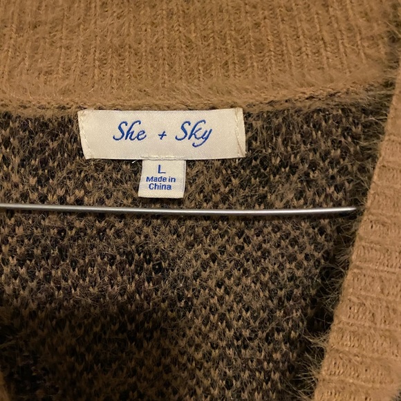 Leopard cold shoulder - Picture 2 of 2